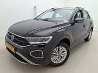 Вид спереди слева