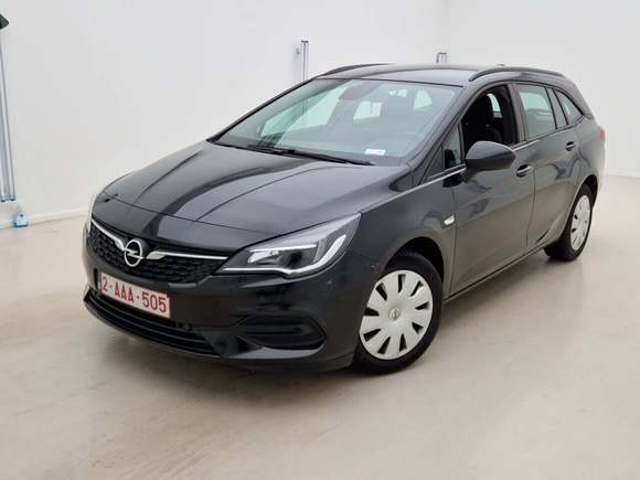 Skats no kreisās puses priekšā