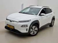 Skats no kreisās puses priekšā