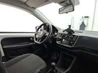 Вид на салон