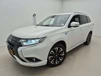 Вид спереди слева