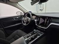 Вид на салон