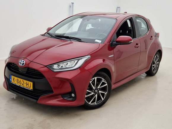 Вид спереди слева