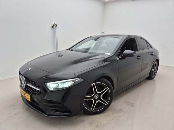 Вид спереди слева