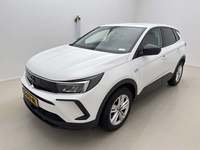 Pogled od napred levo