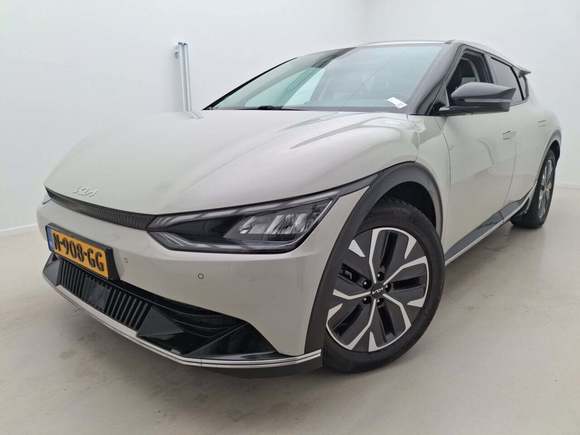 Pogled od napred levo