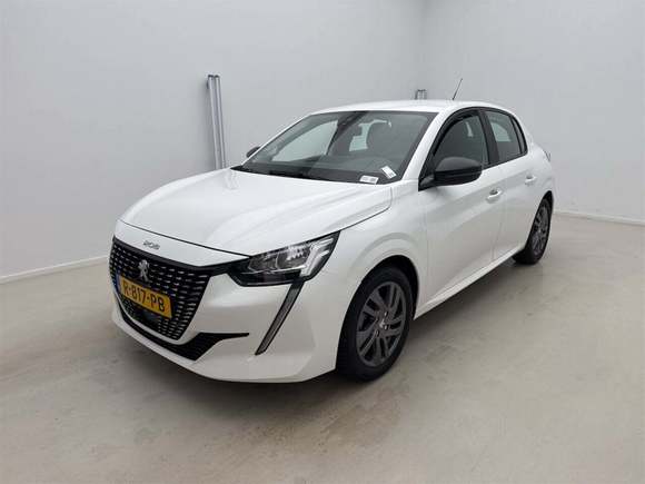 Pogled od napred levo