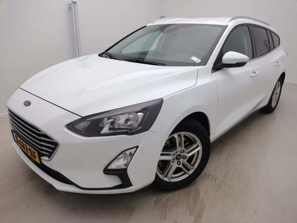 Pogled od napred levo