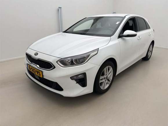 Pogled od napred levo