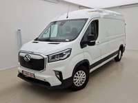 Pogled od napred levo