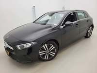 Pogled od napred levo