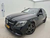 Pogled od napred levo