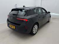 Pogled od pozadi desno