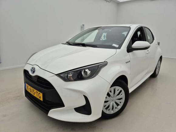 Pogled od napred levo