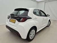 Pogled od pozadi desno