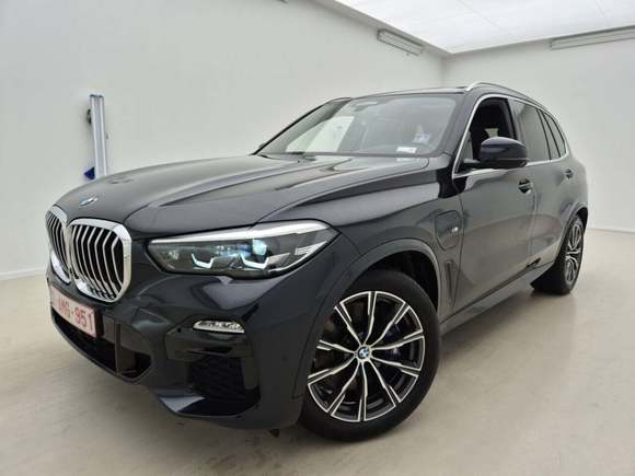 Pogled od napred levo