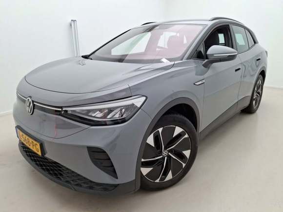 Pogled od napred levo