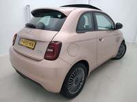 Pogled od pozadi desno