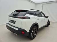 Pogled od pozadi desno