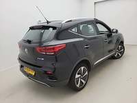 Pogled od pozadi desno