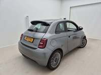 Pogled od pozadi desno