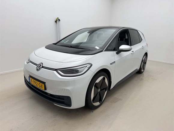 Pogled od napred levo