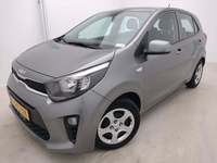 Pogled od napred levo