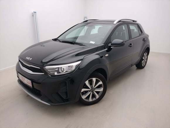 Pogled od napred levo