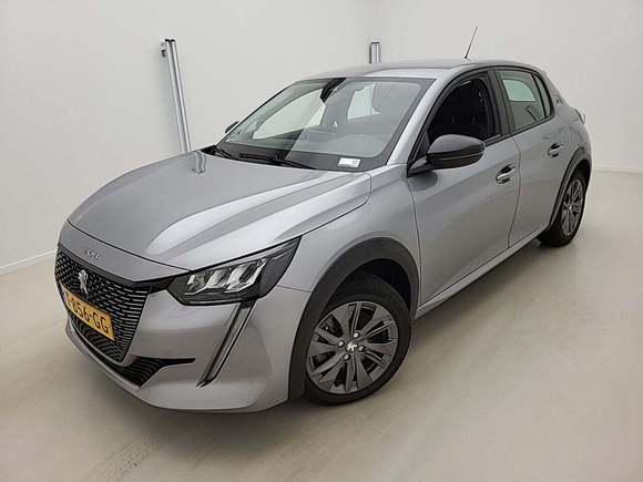 Pogled sprijeda lijevo