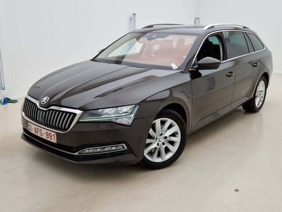 Pogled od napred levo