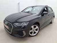 Pogled od napred levo