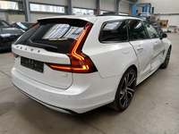 Vue de l’arrière droit