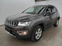 Pogled sprijeda lijevo