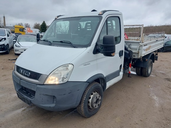 Náhled zpředu zleva