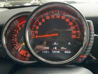 Вид на приборную панель