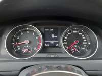 Вид на приборную панель