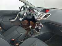 Вид на салон