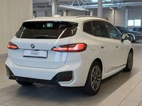 Aanzicht achter rechts