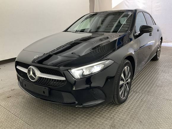 Pogled sprijeda lijevo