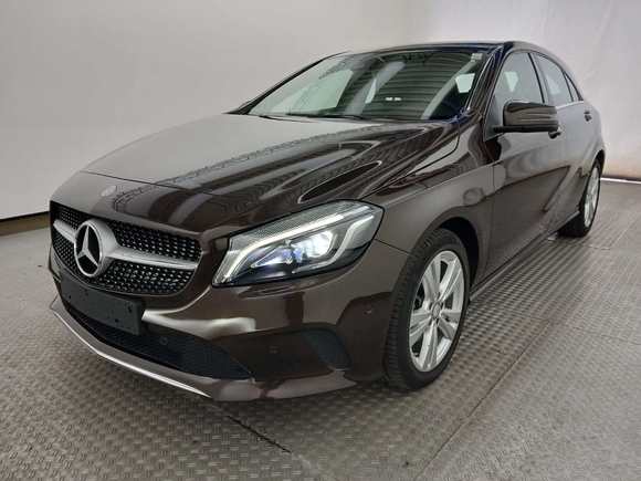 Náhled zpředu zleva