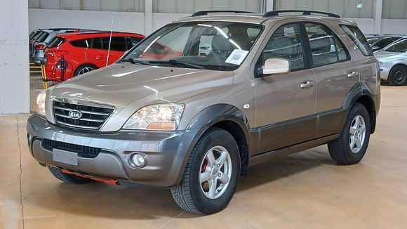 Náhled zpředu zleva