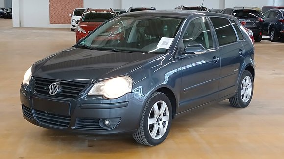 Náhled zpředu zleva