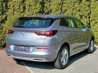 Aanzicht achter rechts