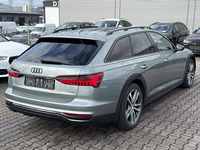 Aanzicht achter rechts