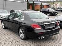 Aanzicht achter links