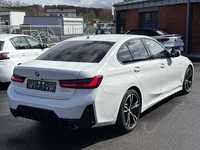 Aanzicht achter rechts