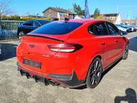 Aanzicht achter rechts