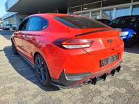 Aanzicht achter links