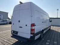 Aanzicht achter rechts