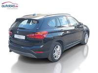 Изглед отзад отдясно